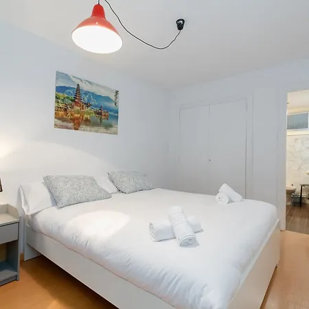 Luminoso Y Centrico By *