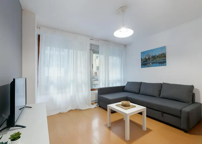 Apartman Luminoso Y Centrico By *